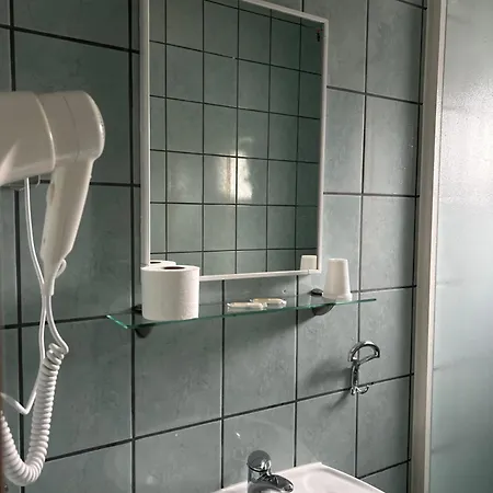 Maca I Ante Pavlovic Frühstückspension 3*